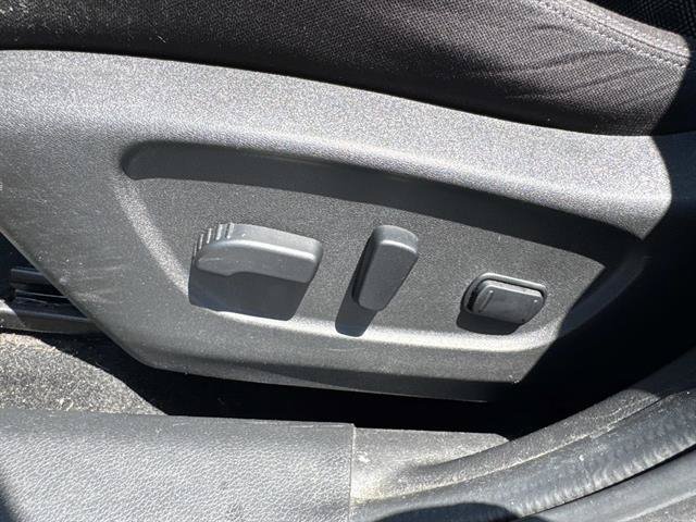 Used 2019 Nissan Rogue Sport SV w/ Technology Package AWD/4WD image 10