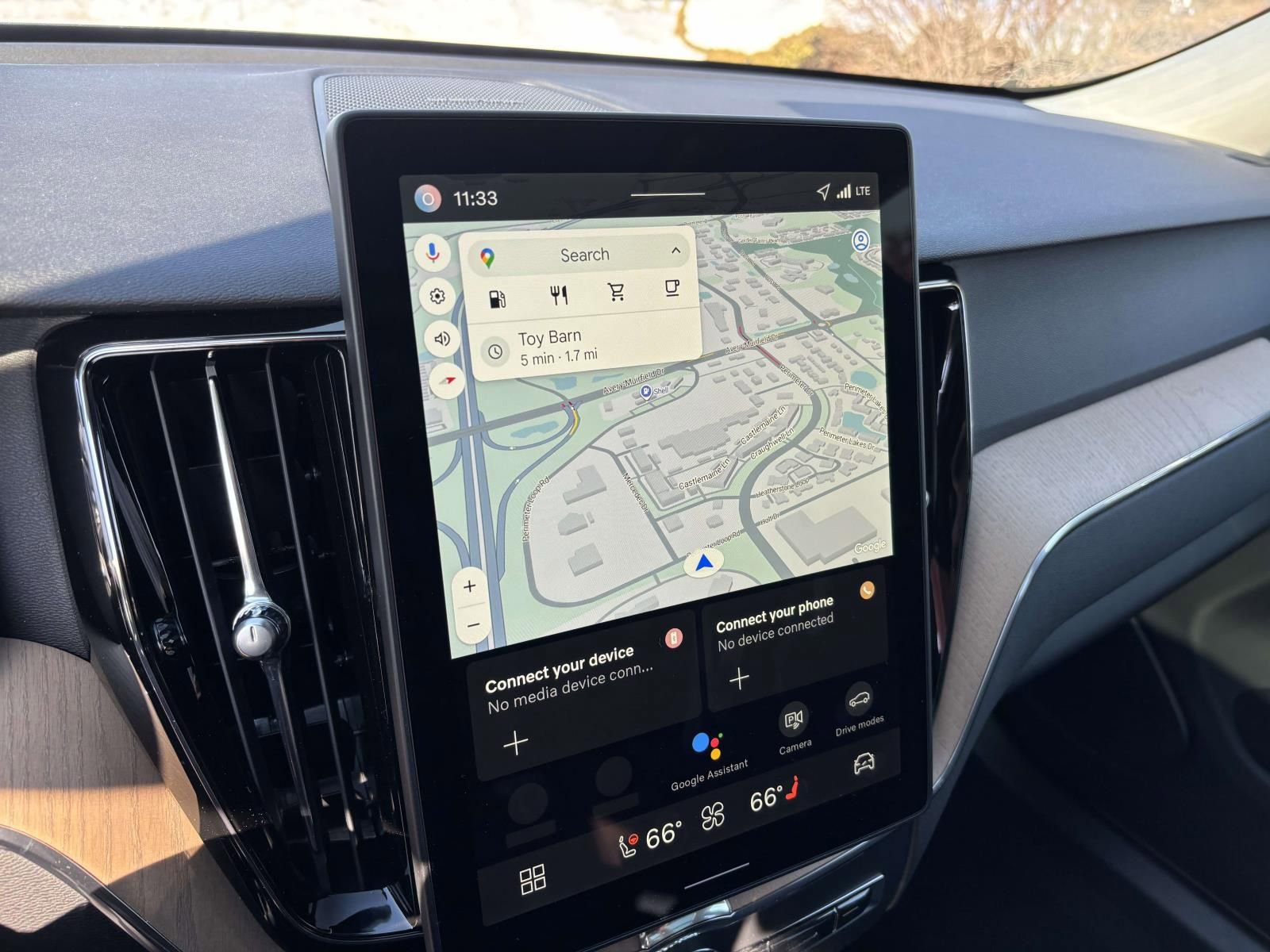 New 2026 Volvo XC60 B5 Plus w/ Protection Package Premier image 19