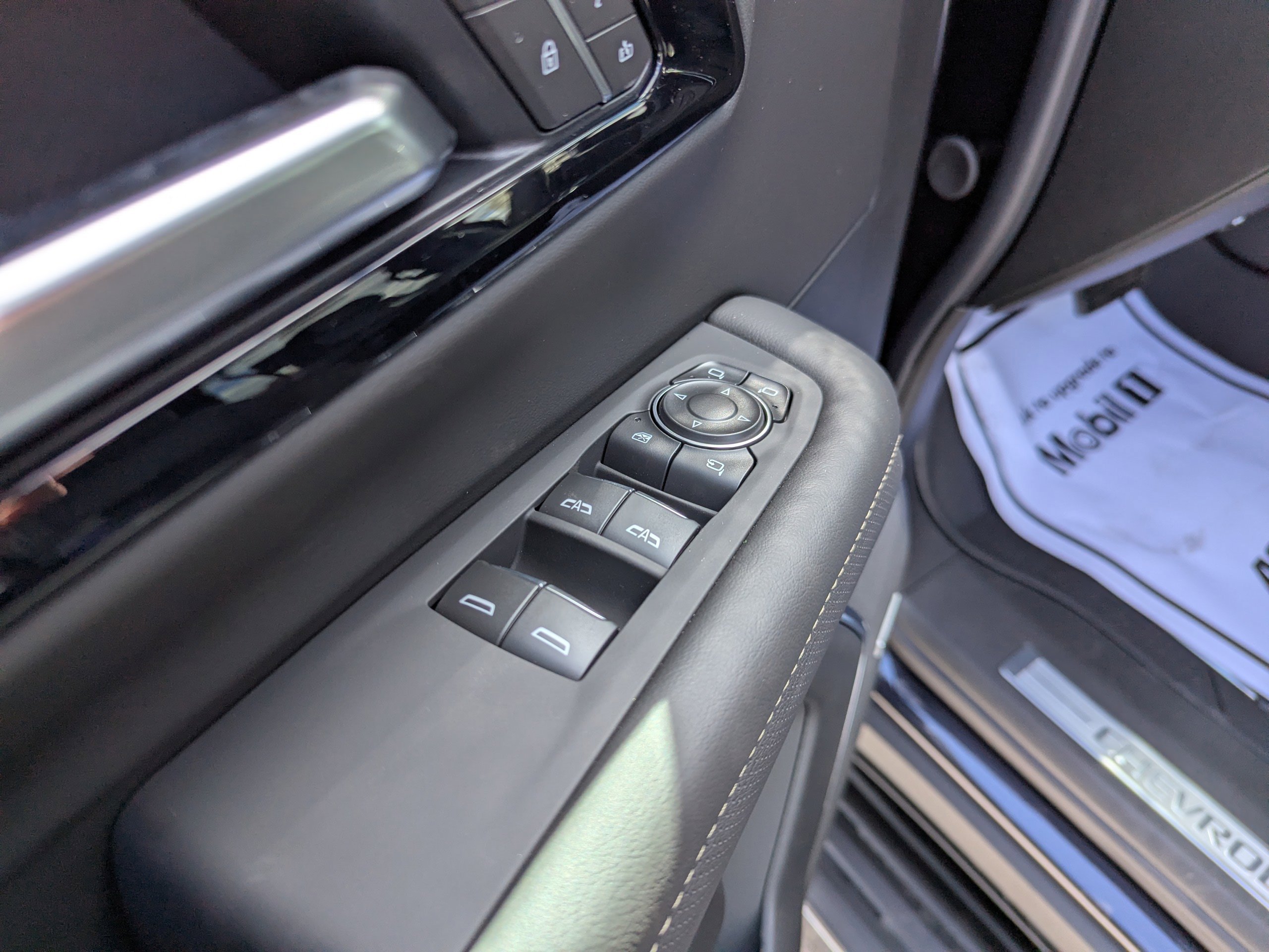 New 2026 Chevrolet Tahoe Premier AWD/4WD image 9