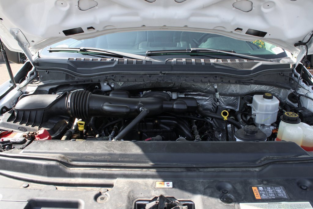 Used 2018 Ford F450 XL w/ Trailer Tow Package image 16