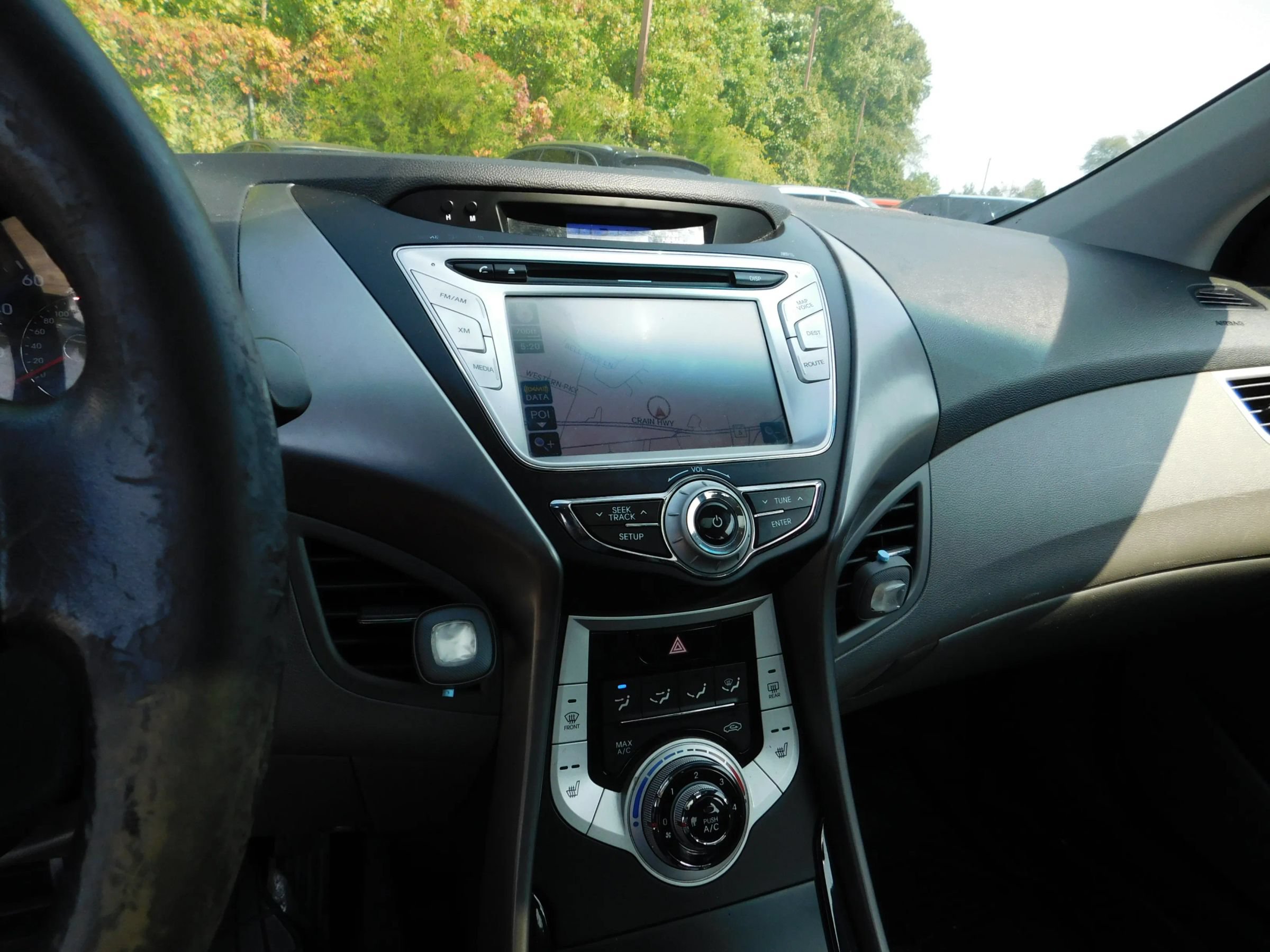 Used 2011 Hyundai Elantra Limited w/ Premium Pkg 5 FWD image 15