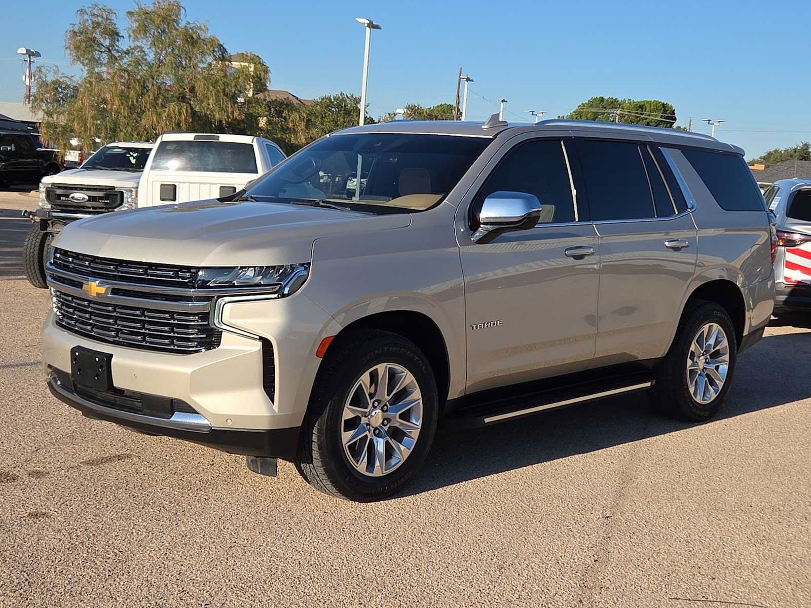 Used 2023 Chevrolet Tahoe Premier w/ Max Trailering Package AWD/4WD image 4