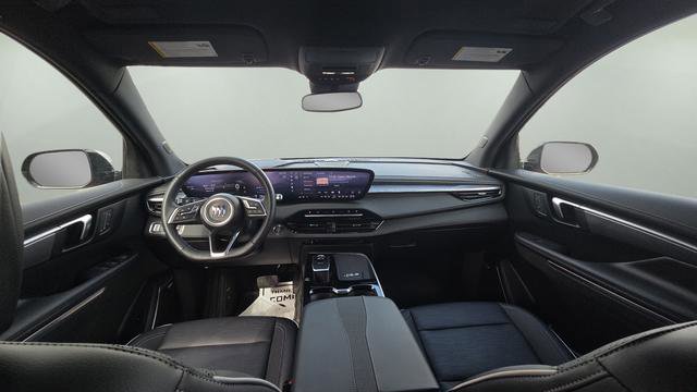 Used 2025 Buick Enclave Sport Touring w/ Power Package image 27