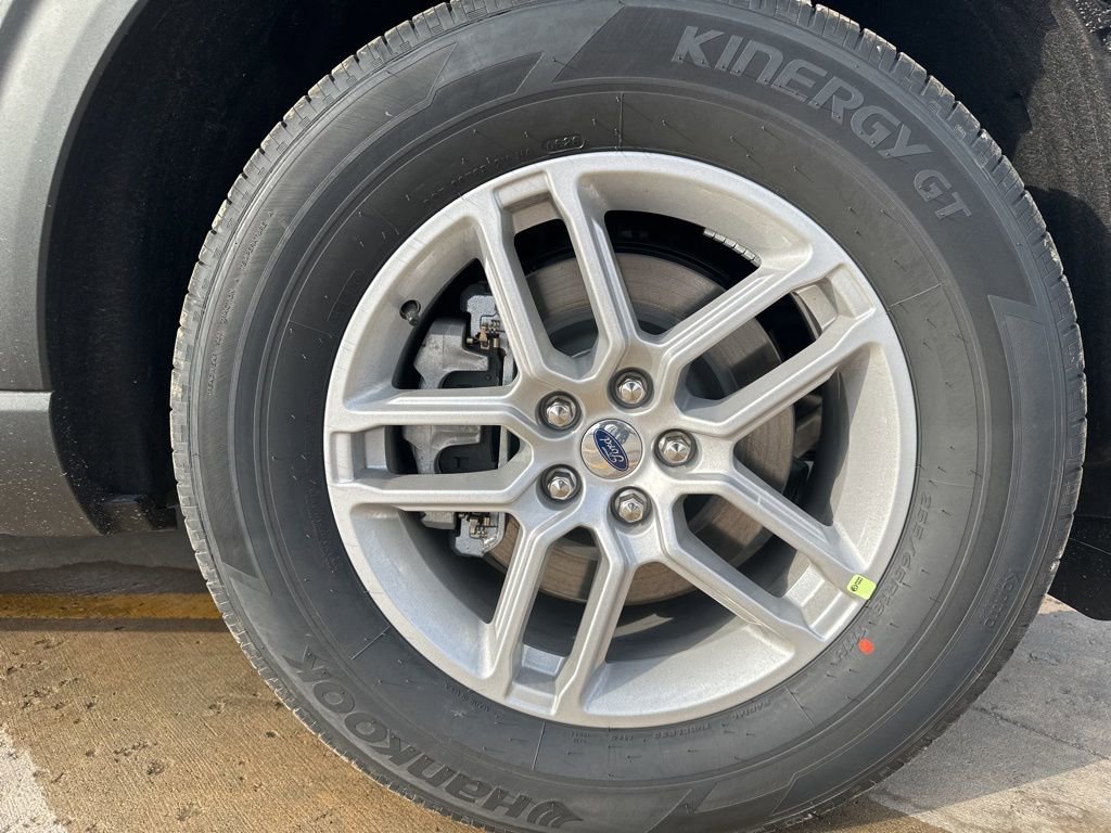 New 2026 Ford Explorer Active AWD/4WD image 34