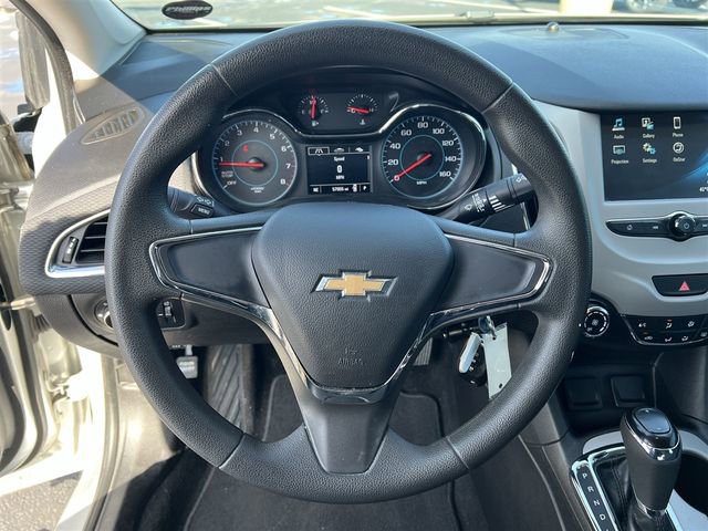 Used 2018 Chevrolet Cruze LS image 13