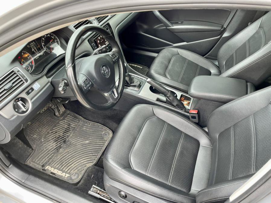 Used 2014 Volkswagen Passat TDI SE image 9