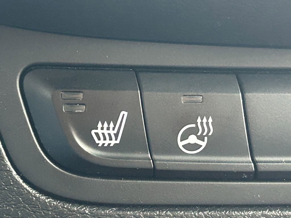 Used 2015 Jeep Renegade Trailhawk w/ Cold Weather Group image 13