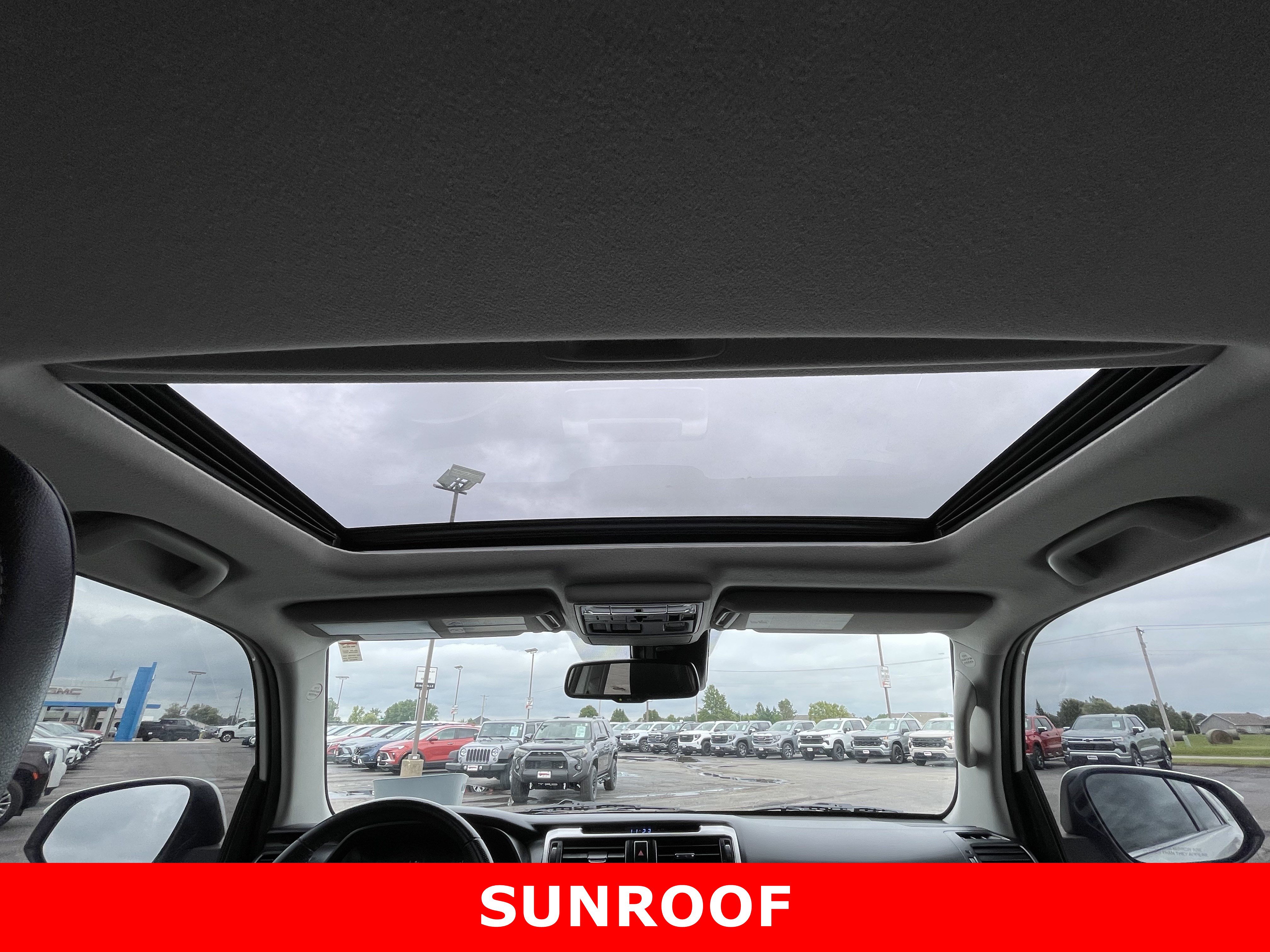 Used 2020 Toyota 4Runner Limited AWD/4WD image 22