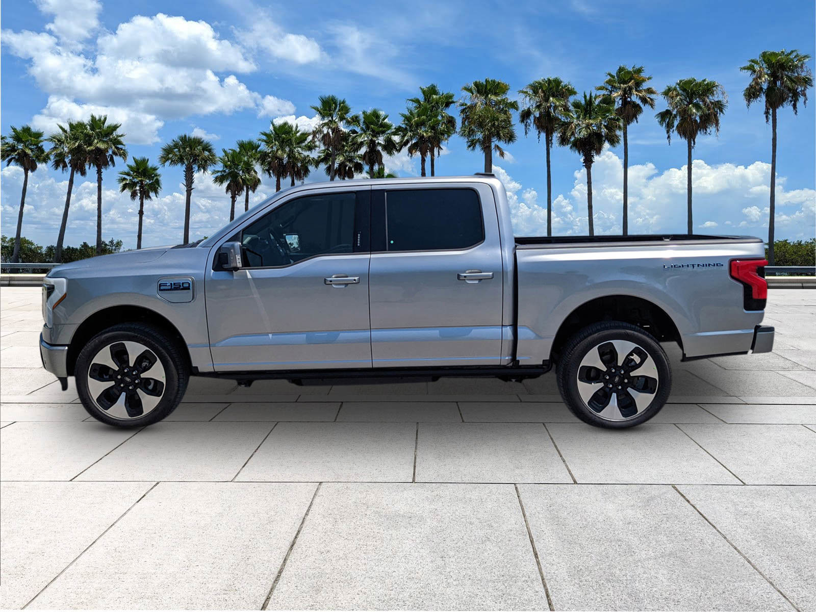 New 2025 Ford F150 Lightning Platinum image 5