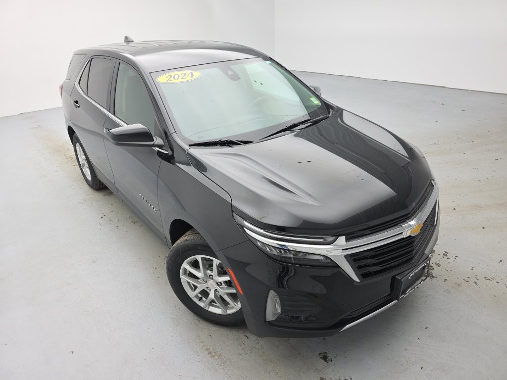 Used 2024 Chevrolet Equinox LT AWD/4WD image 1