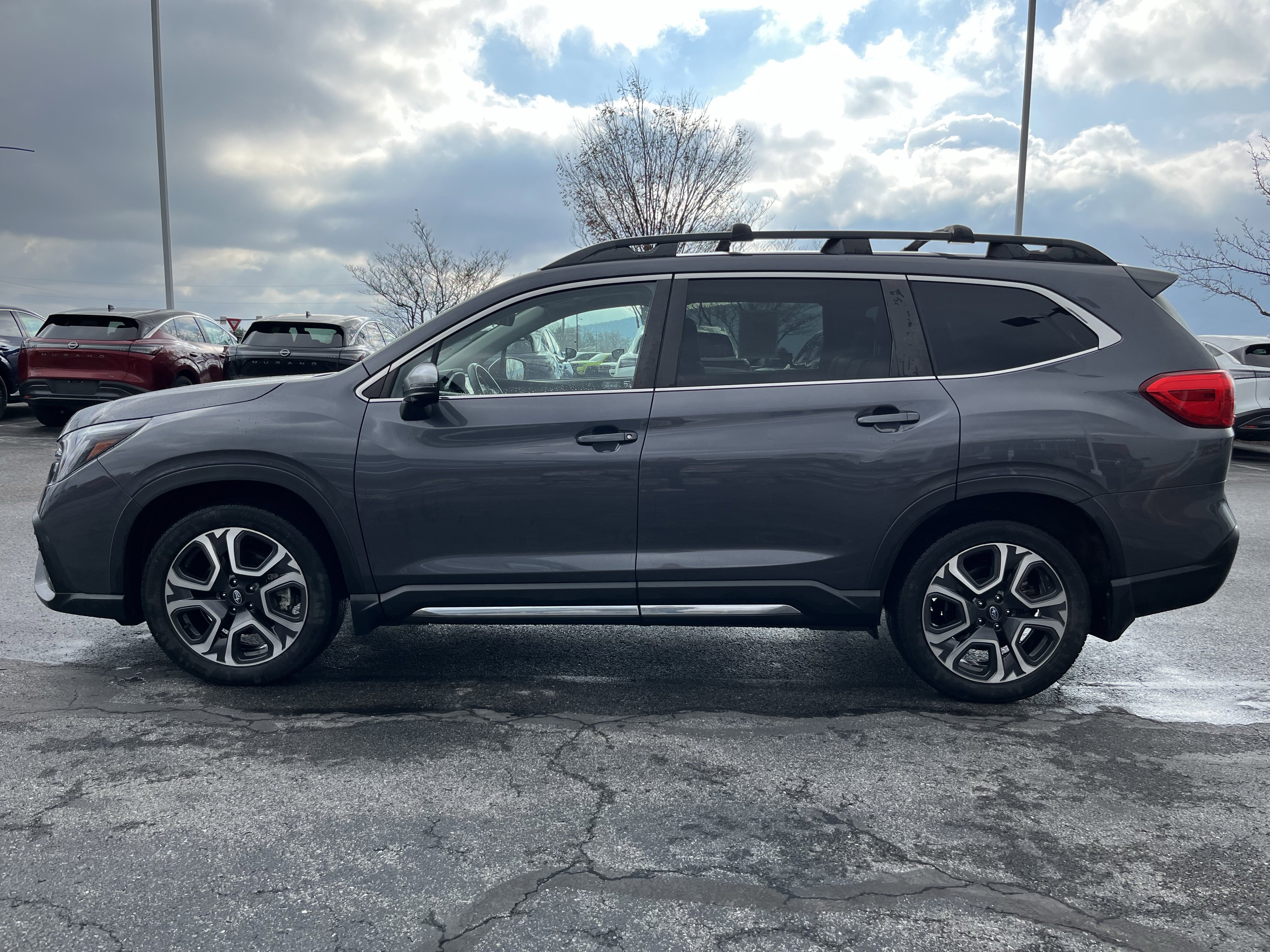 Used 2023 Subaru Ascent Limited w/ Technology Package image 8