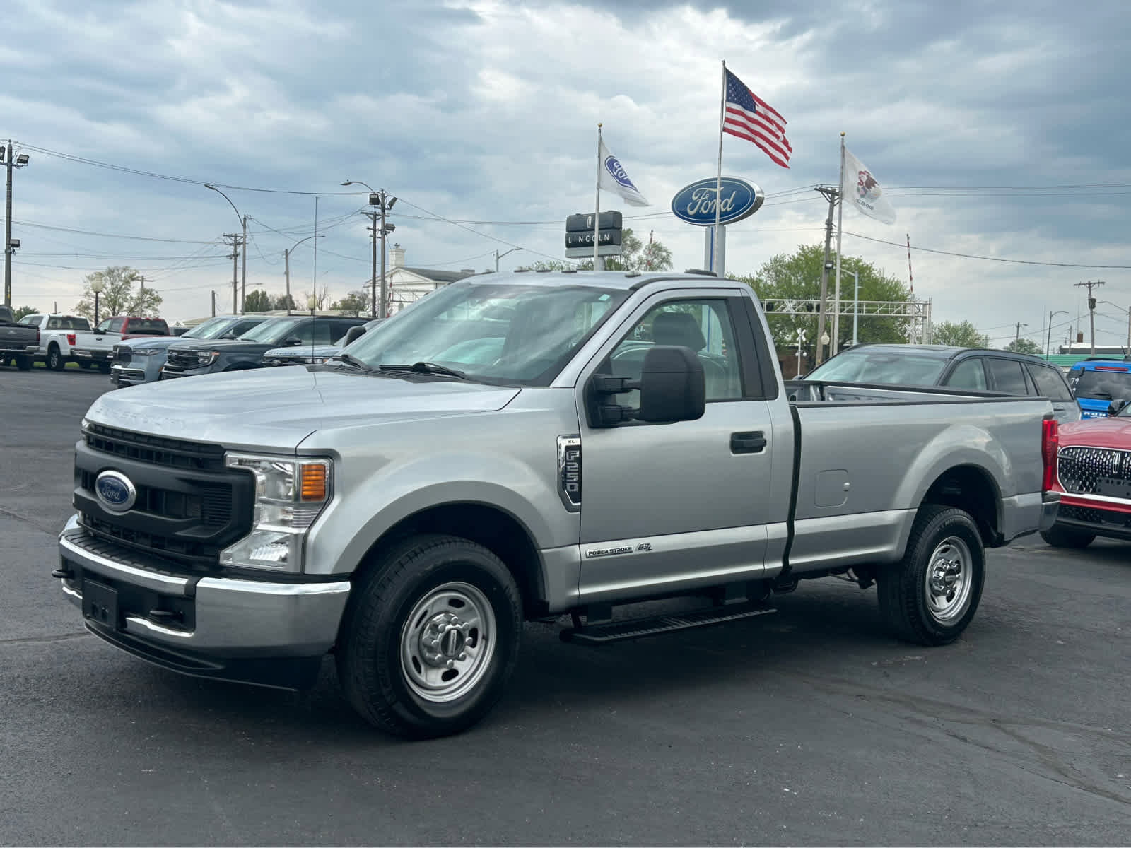 Used 2021 Ford F250 XL image 2