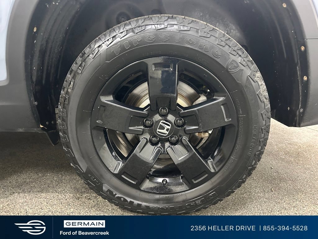 Used 2025 Honda Ridgeline Black Edition image 13