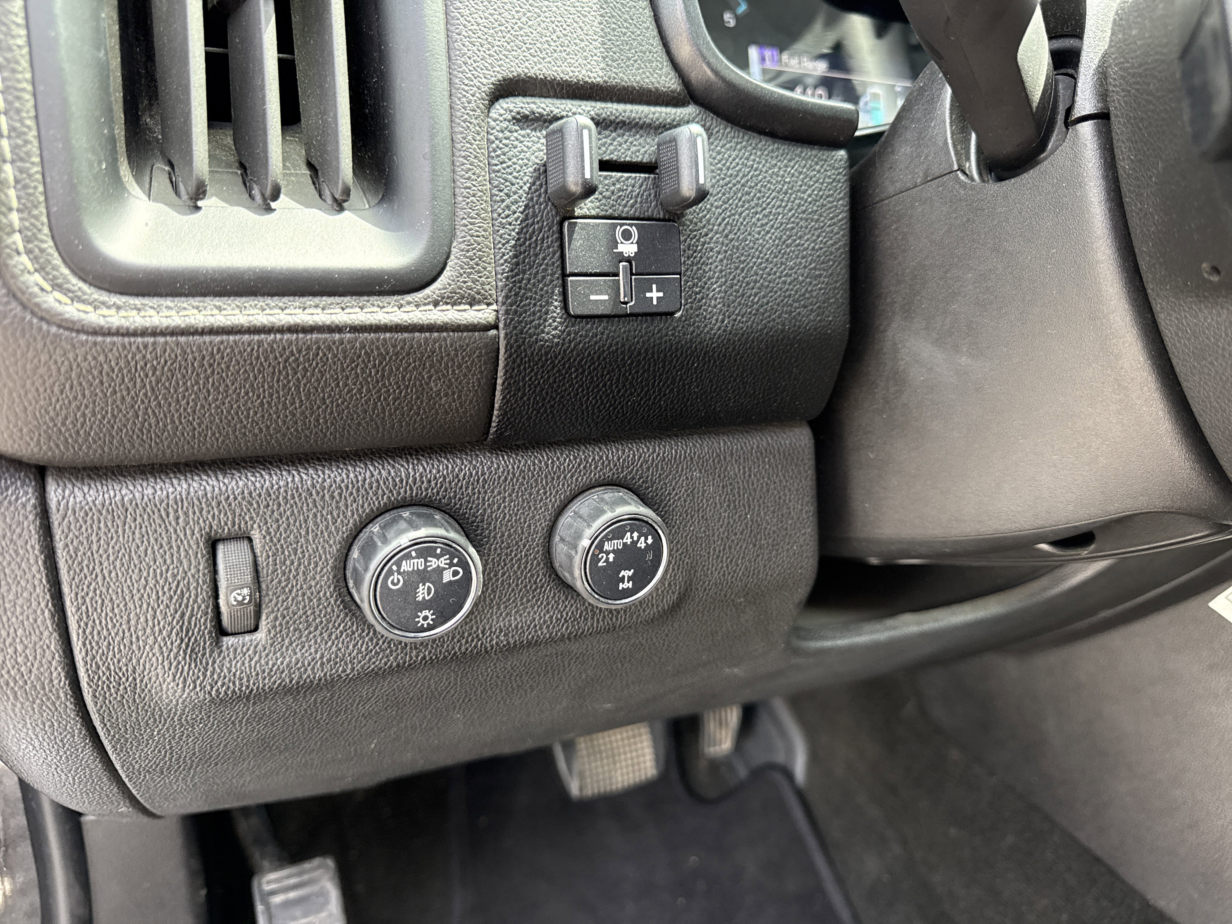 Used 2018 GMC Canyon Denali AWD/4WD image 37