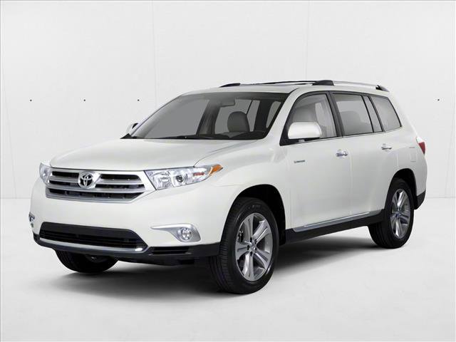 Used 2011 Toyota Highlander SE FWD image 1
