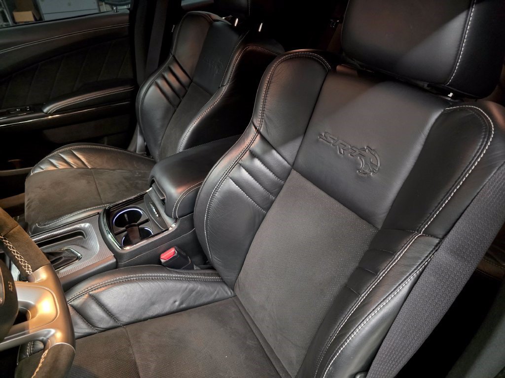 Used 2022 Dodge Charger SRT Hellcat w/ Harman/Kardon Audio Group RWD image 22