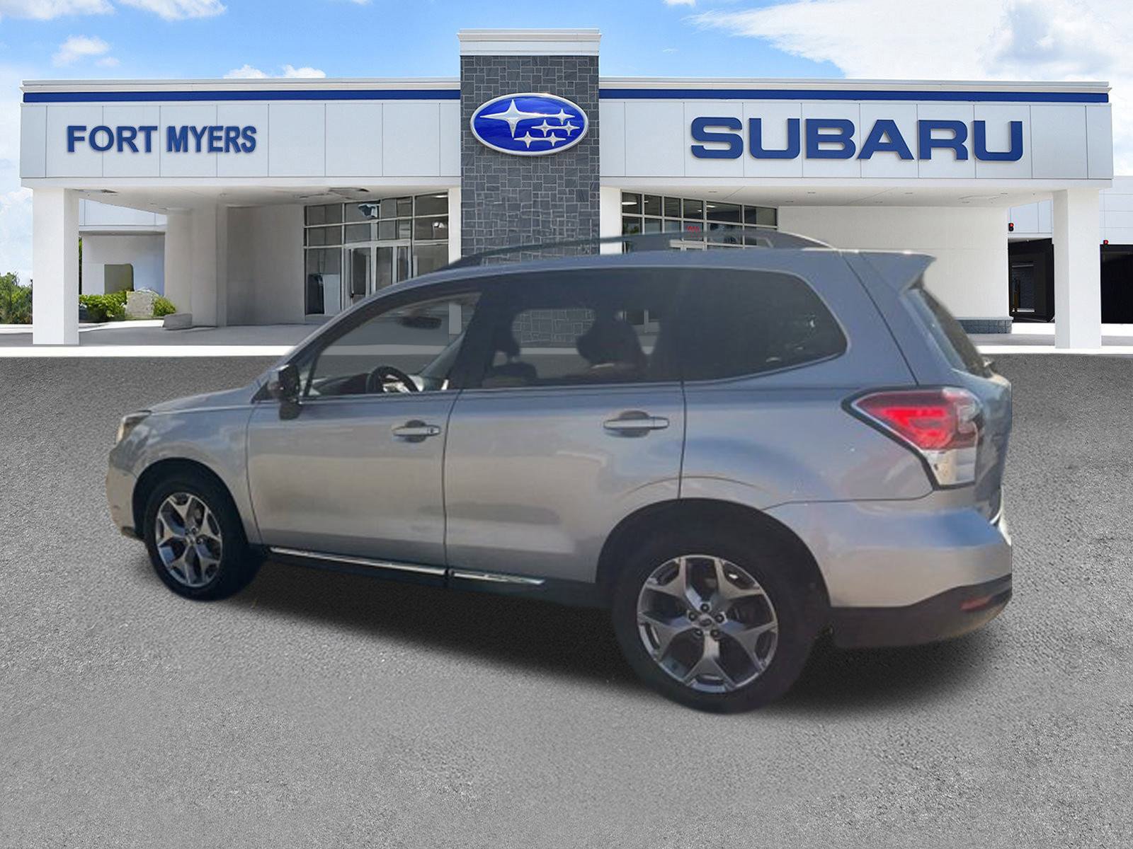 Used 2018 Subaru Forester 2.5i Touring image 16