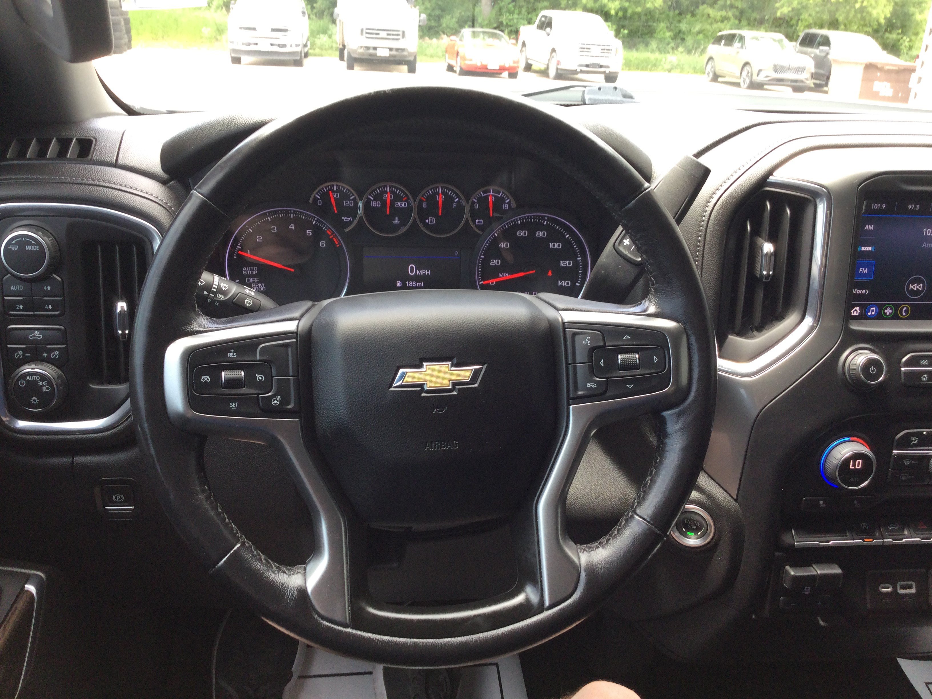 Used 2021 Chevrolet Silverado 1500 LT AWD/4WD image 16