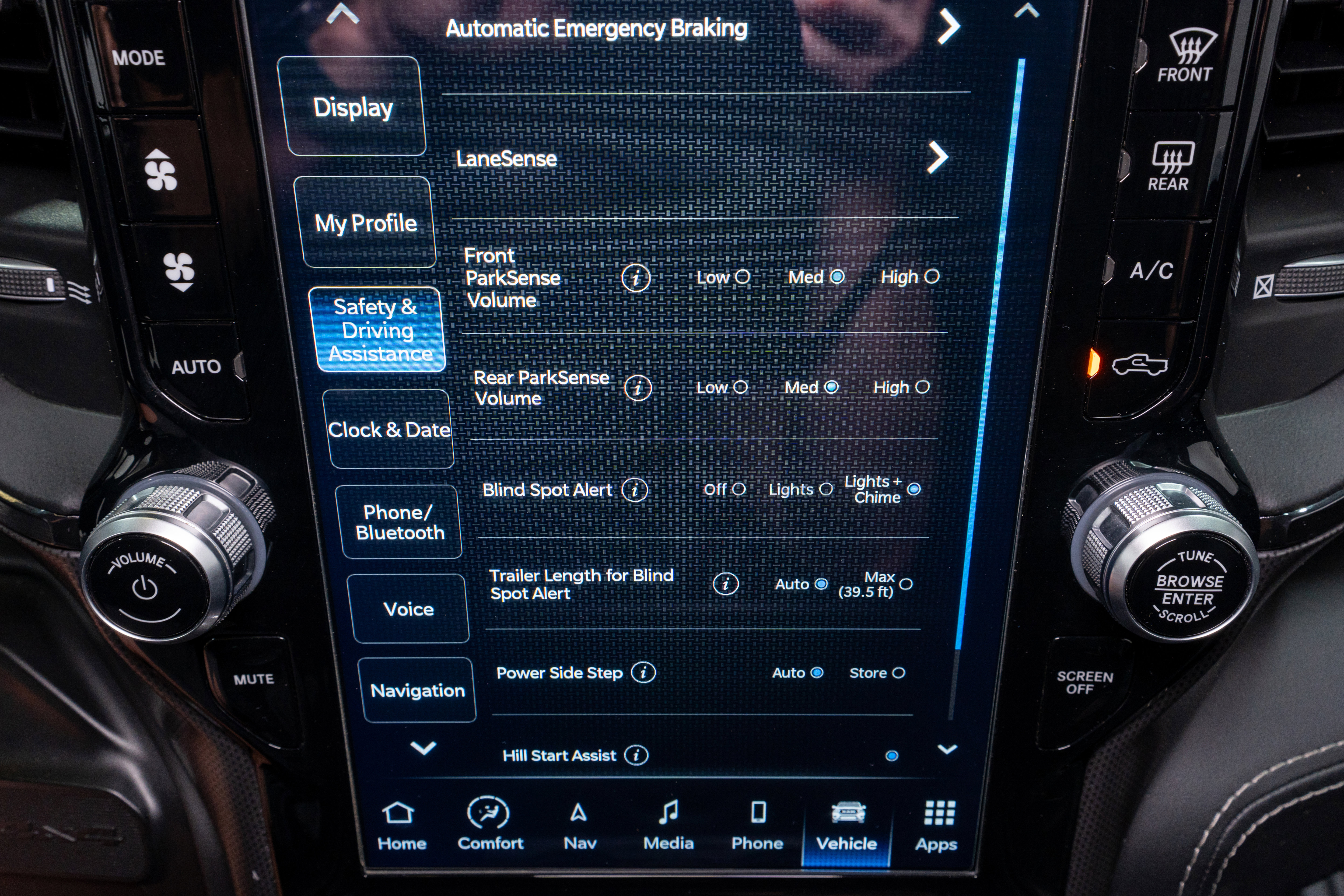 Used 2022 RAM 2500 Limited image 26