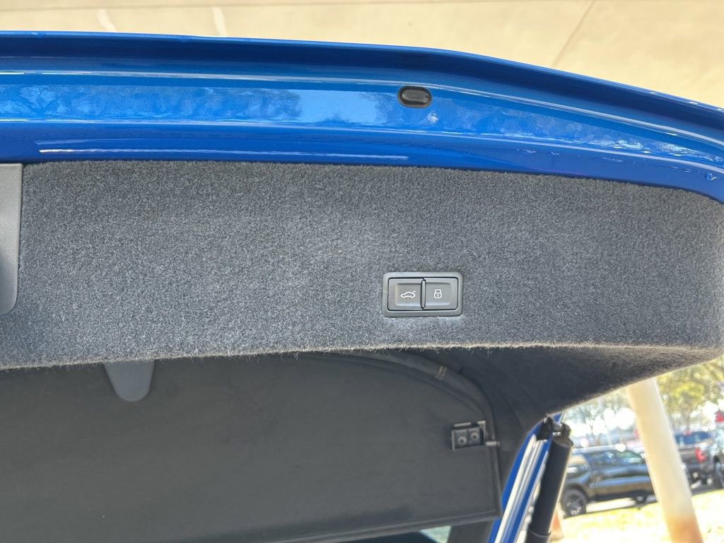 Used 2022 Lamborghini Urus image 41