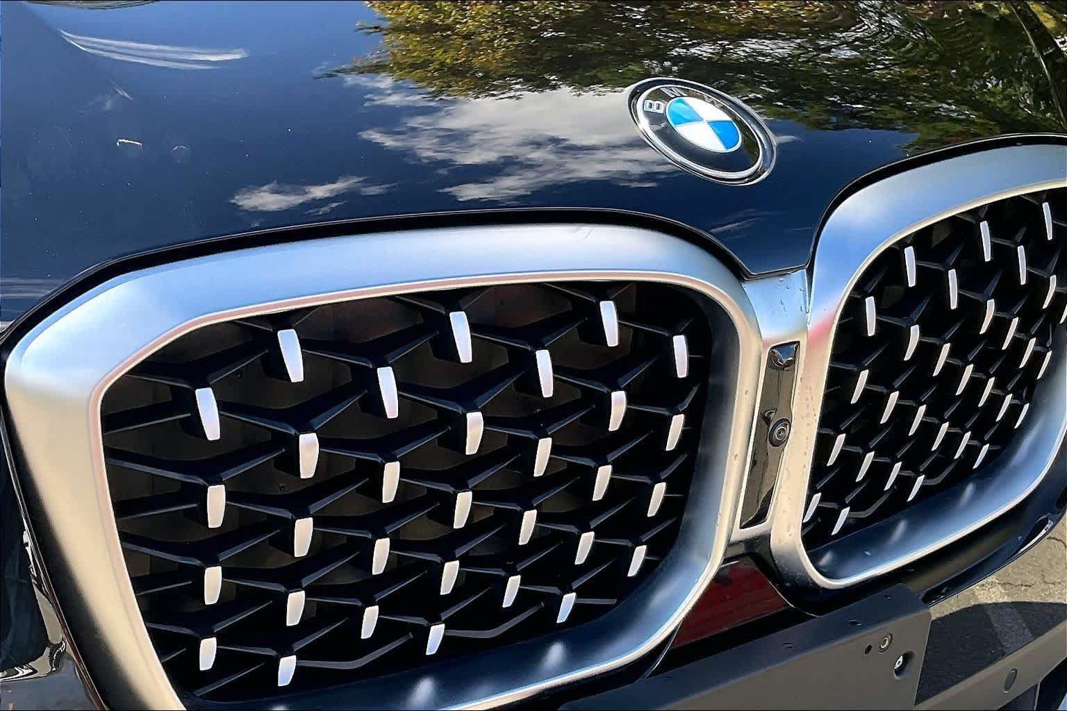 Used 2024 BMW X4 xDrive30i w/ Premium Package AWD/4WD image 31