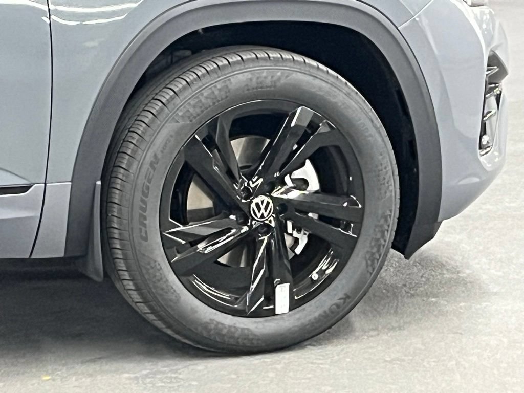 New 2026 Volkswagen Atlas Cross Sport SEL R-Line AWD/4WD image 45