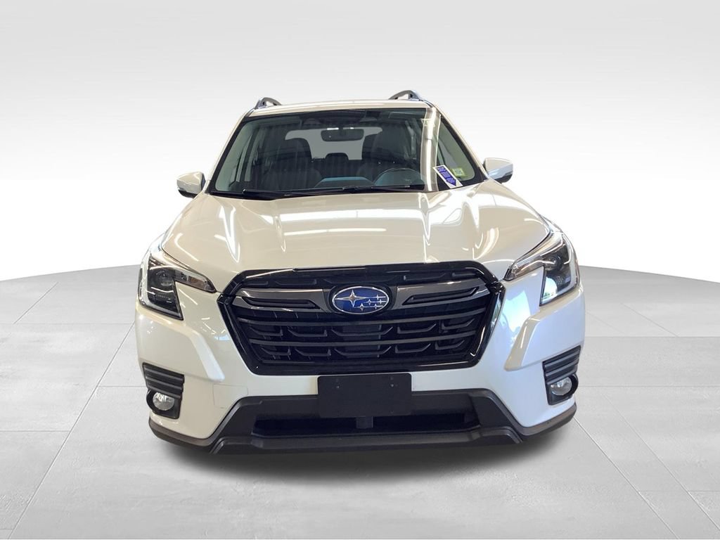 Certified 2023 Subaru Forester Limited AWD/4WD image 4