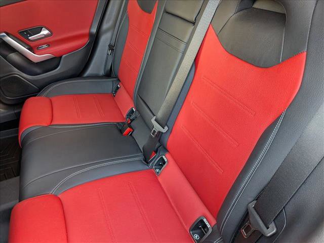 Used 2023 Mercedes-Benz CLA 250 image 17