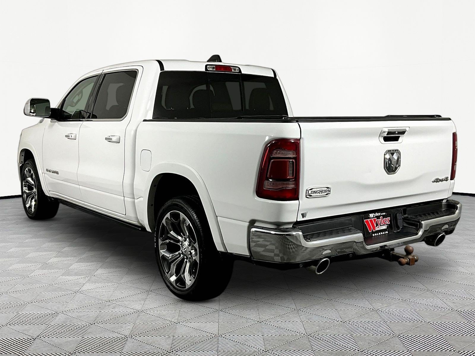 Used 2020 RAM 1500 Longhorn AWD/4WD image 4