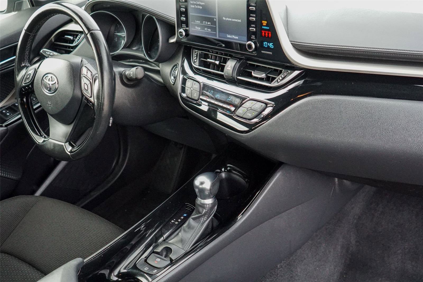 Used 2019 Toyota C-HR XLE FWD image 28