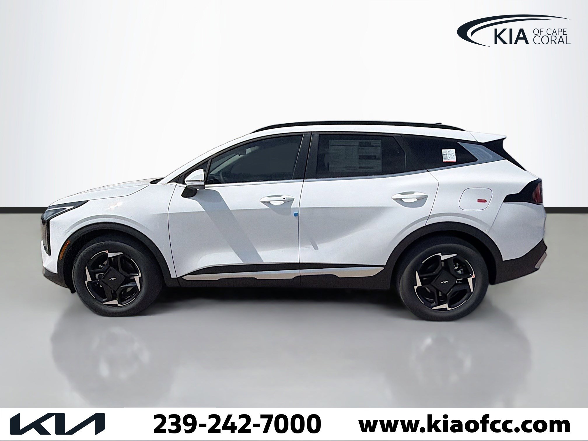 New 2026 Kia Sportage EX image 3