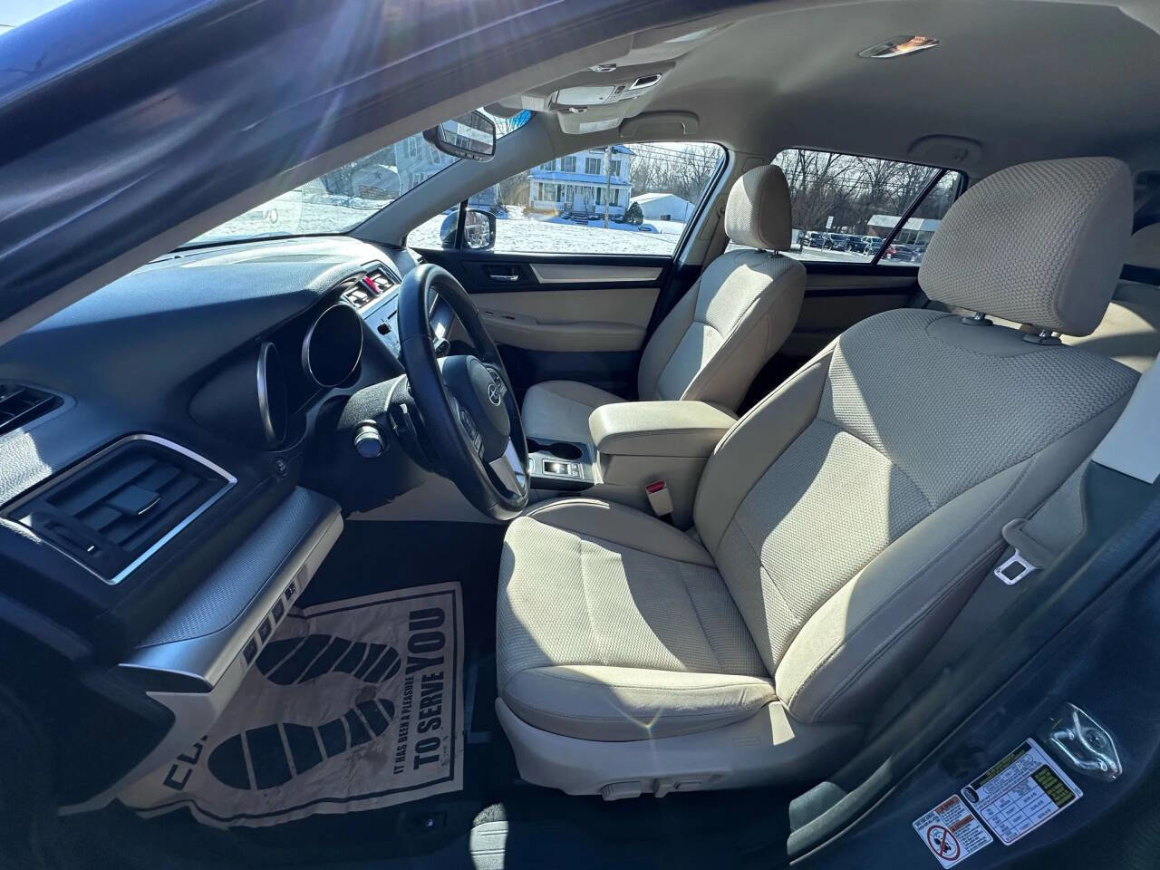 Used 2015 Subaru Outback 2.5i Premium image 10