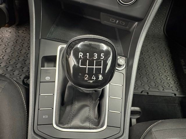 Used 2023 Volkswagen Jetta S image 28