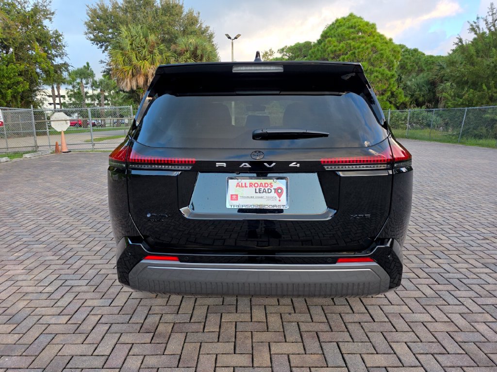 New 2026 Toyota RAV4 XSE AWD/4WD image 10