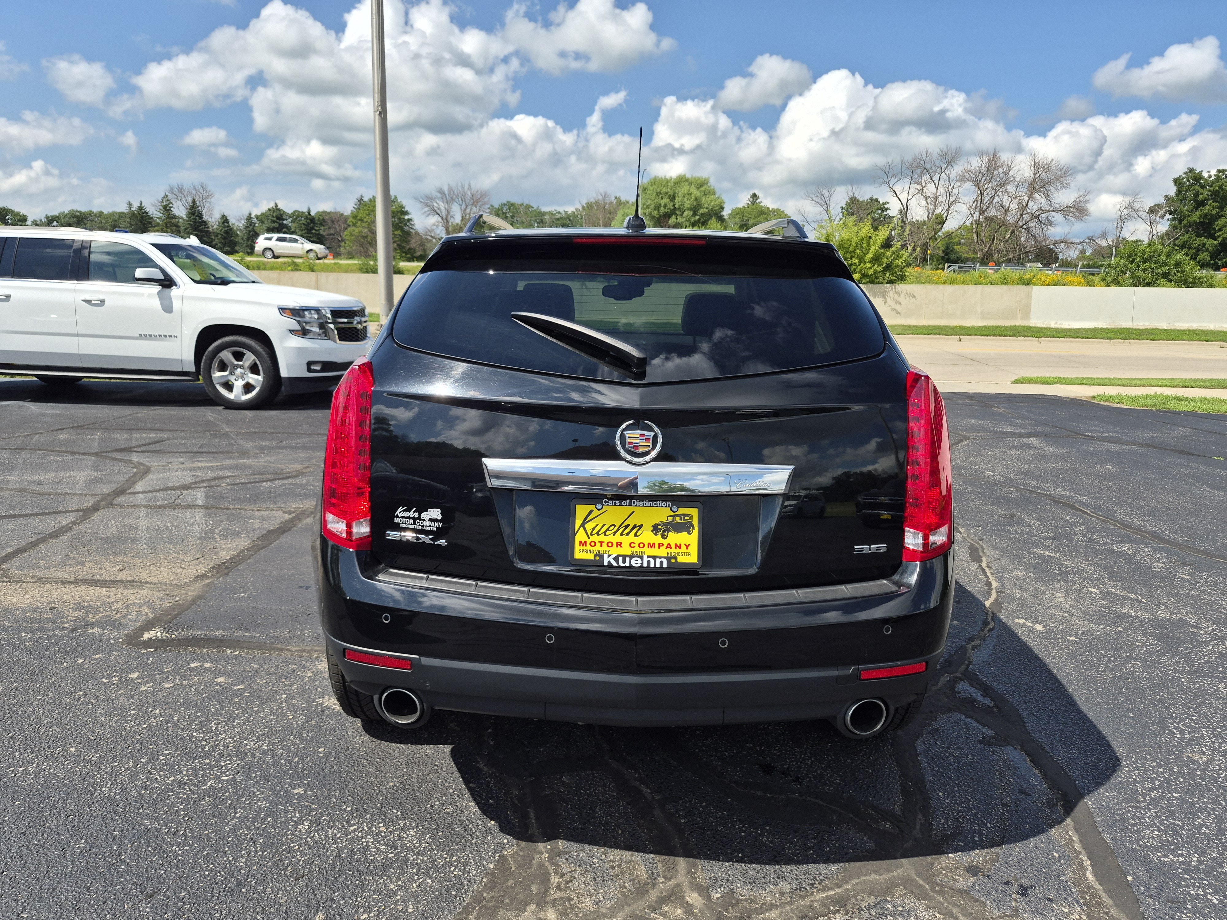 Used 2015 Cadillac SRX Luxury w/ Driver Awareness Package AWD/4WD image 7