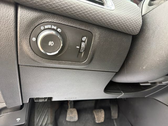 Used 2016 Chevrolet Cruze LT w/ Convenience Package FWD image 18