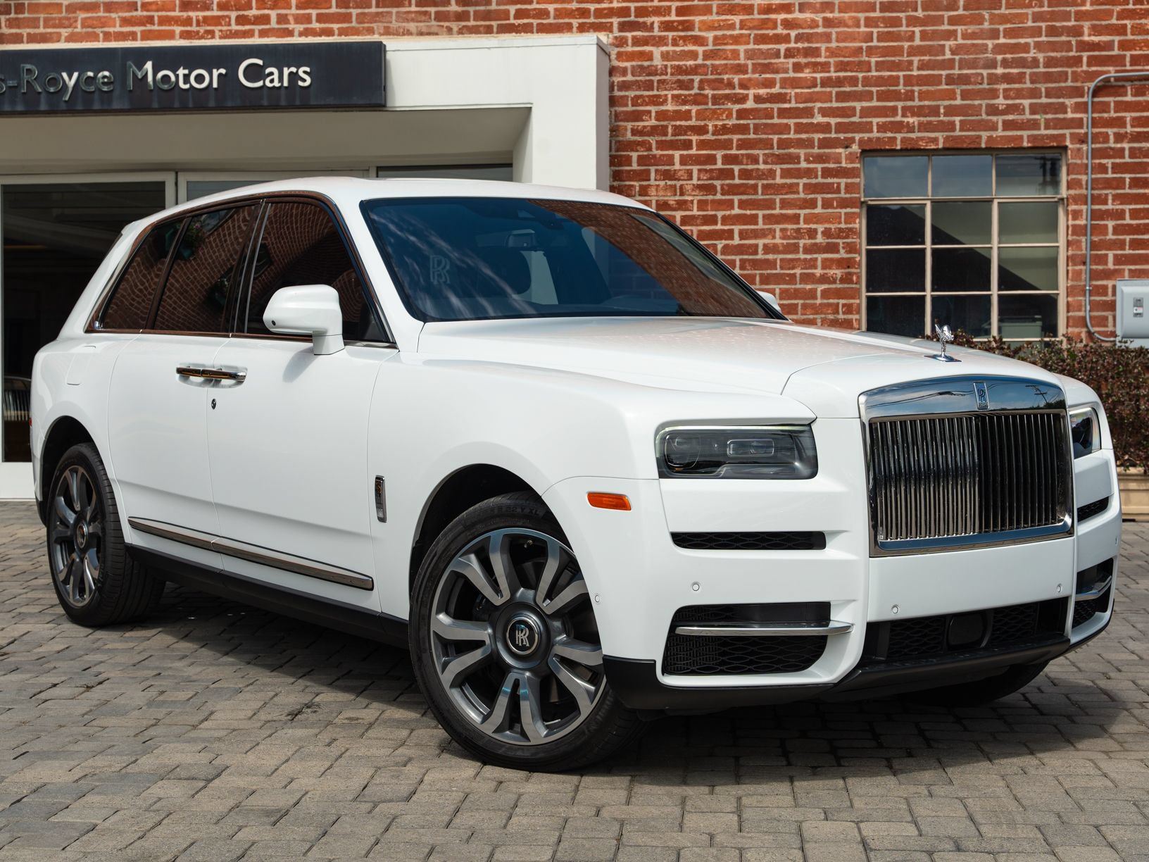 Certified 2024 Rolls-Royce Cullinan w/ Cullinan Package AWD/4WD image 20