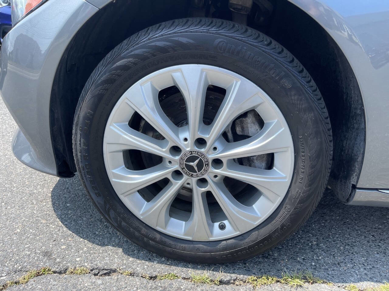 Used 2019 Mercedes-Benz C 300 4MATIC Sedan image 13