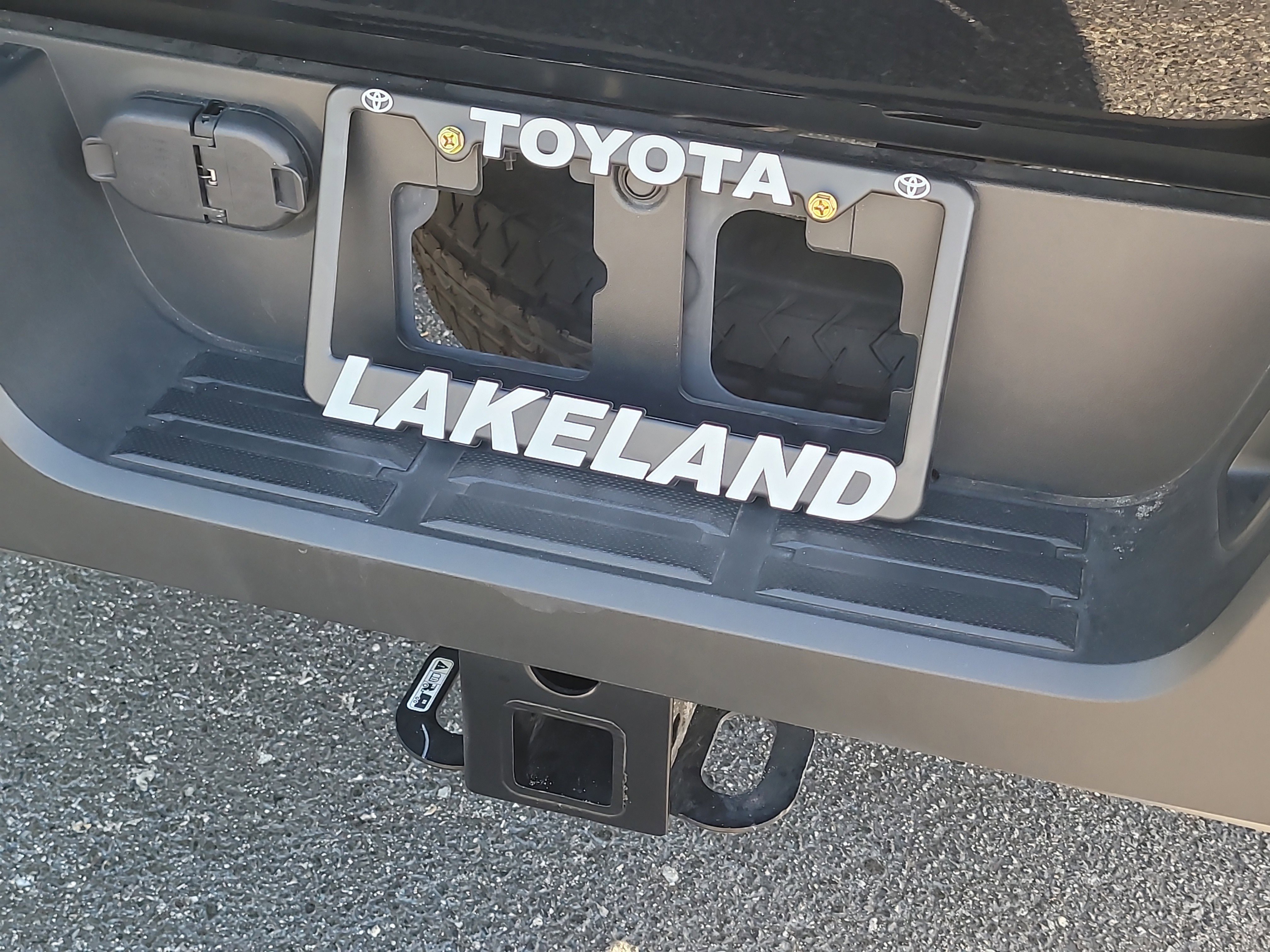 Certified 2024 Toyota Tacoma SR5 image 11