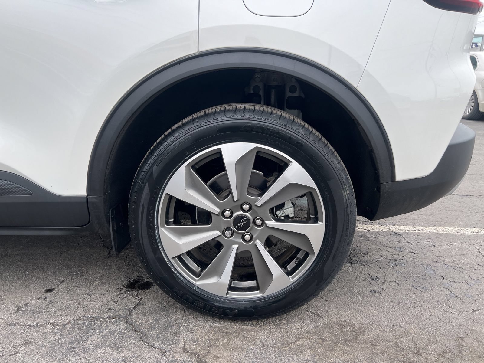 Used 2023 Ford Escape Platinum AWD/4WD image 38