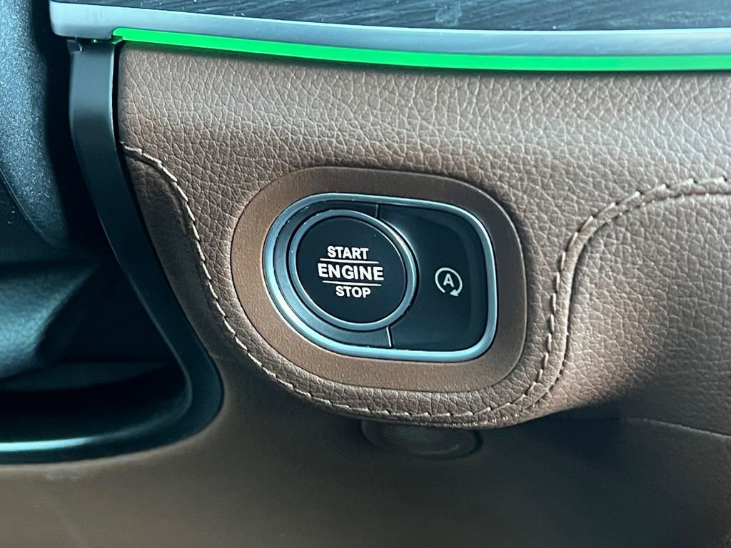 Used 2024 Mercedes-Benz GLE 350 4MATIC image 29