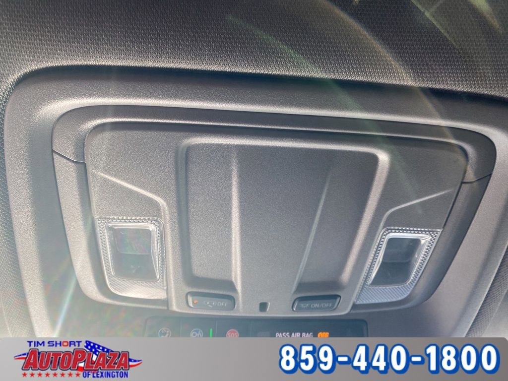 Used 2023 Chevrolet Silverado 2500 Custom w/ Custom Value Package image 21