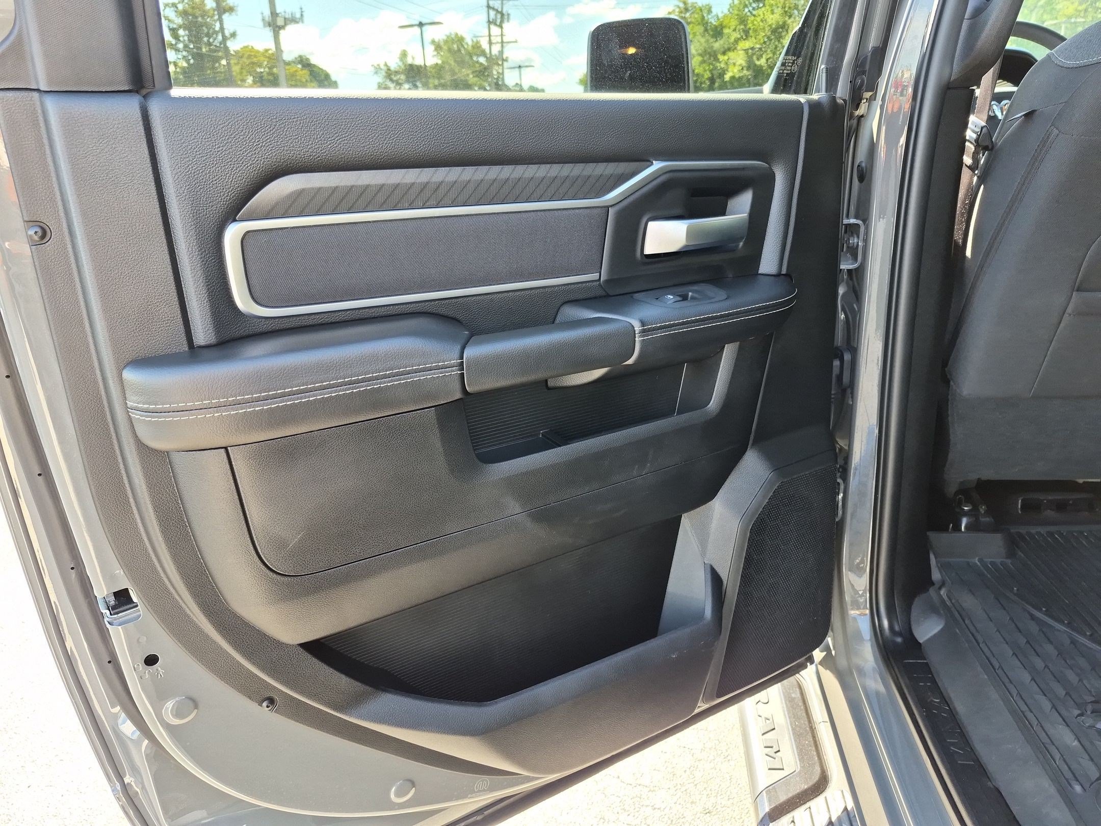 Used 2026 RAM 2500 Big Horn AWD/4WD image 19