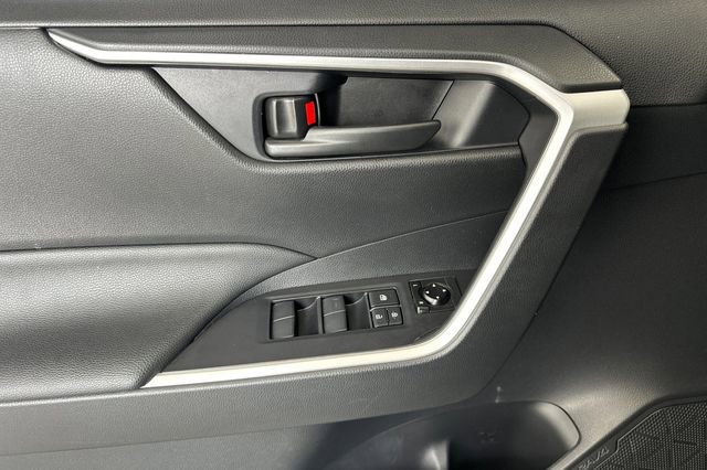 Certified 2024 Toyota RAV4 LE AWD/4WD image 14