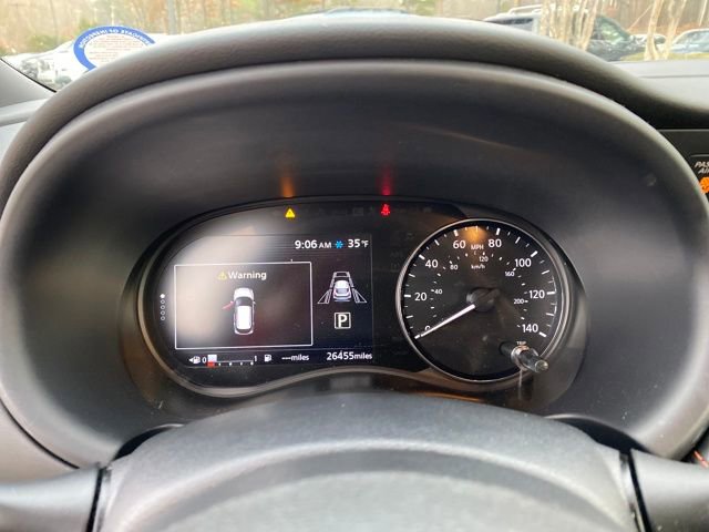 Used 2023 Nissan Kicks SR w/ SR Premium Package image 9