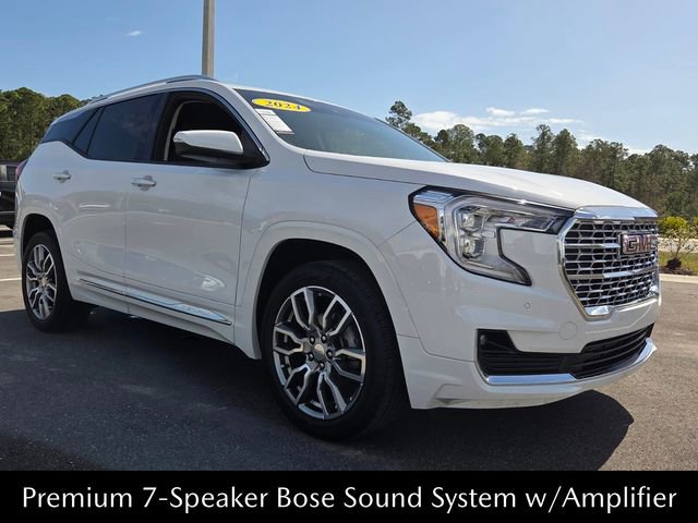 Used 2024 GMC Terrain Denali image 16