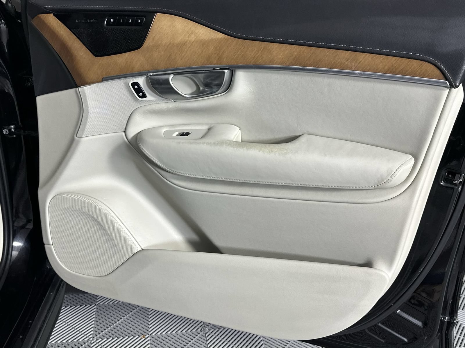 Used 2019 Volvo XC90 T6 Inscription w/ Advanced Package AWD/4WD image 31
