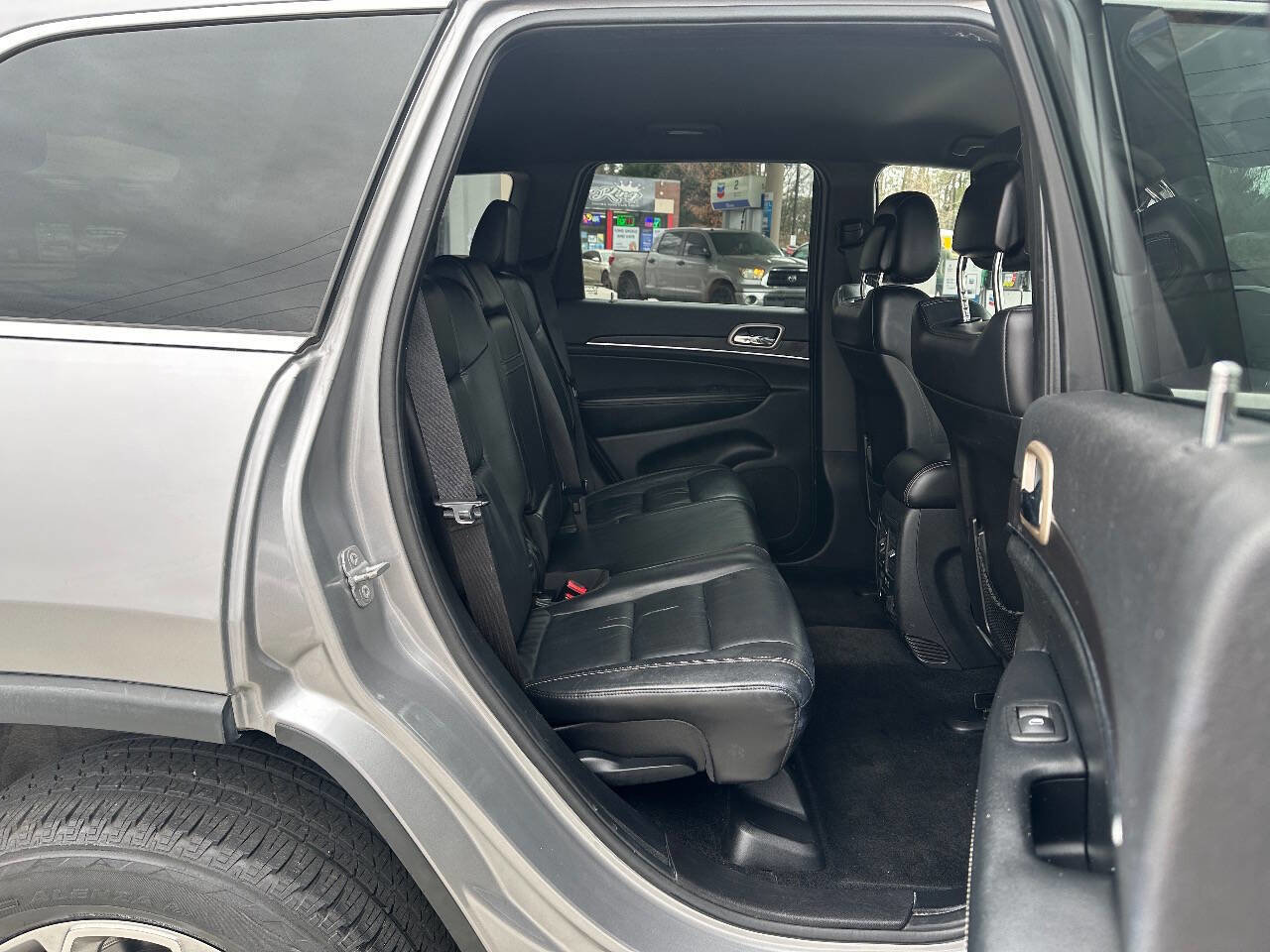 Used 2014 Jeep Grand Cherokee Limited image 9