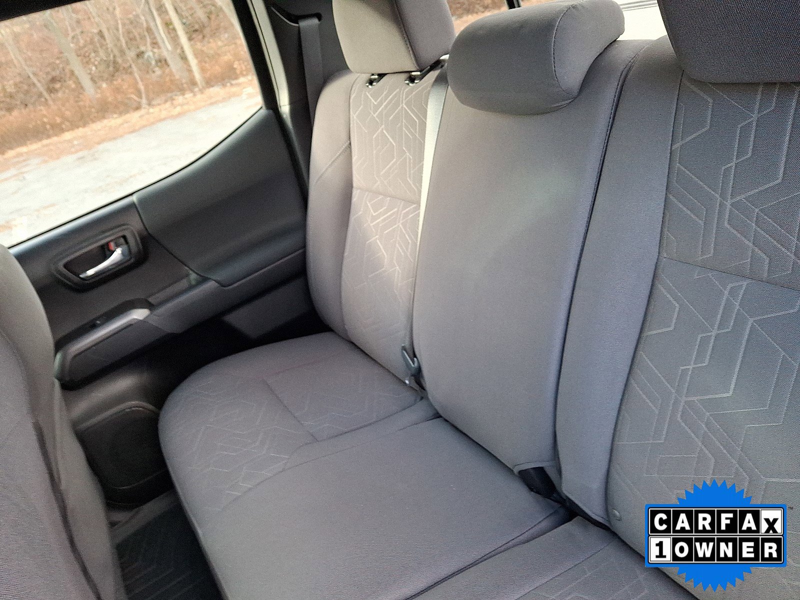 Used 2019 Toyota Tacoma TRD Sport image 18