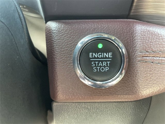 Used 2023 Ford Expedition Max Limited image 17